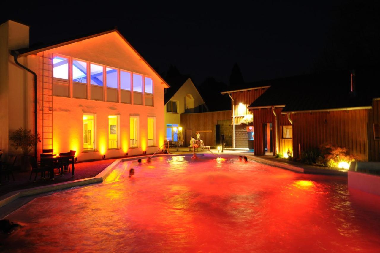 Hotel Eifelsteig Ретґен Екстер'єр фото