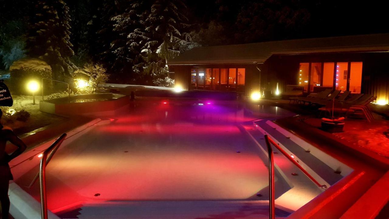 Hotel Eifelsteig Ретґен Екстер'єр фото