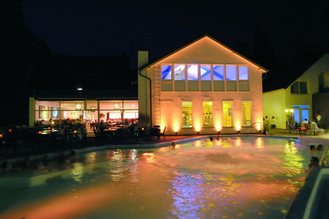 Hotel Eifelsteig Ретґен Екстер'єр фото